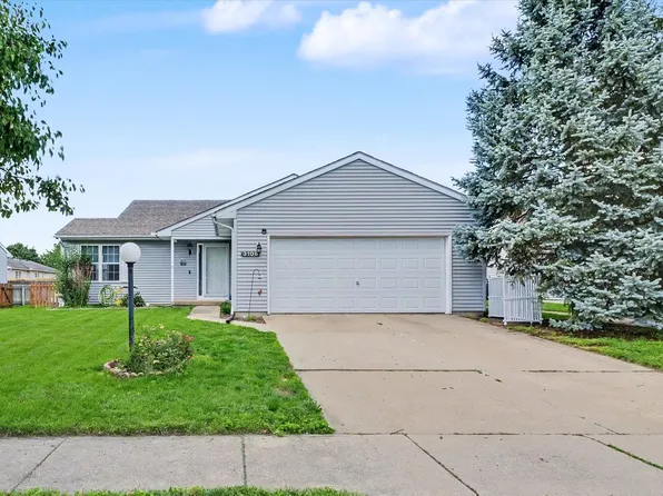 3106 Sharon Dr, Champaign, IL 61822
