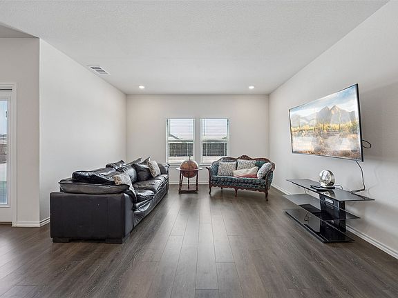 5th image of 1401 Old Trail Rd