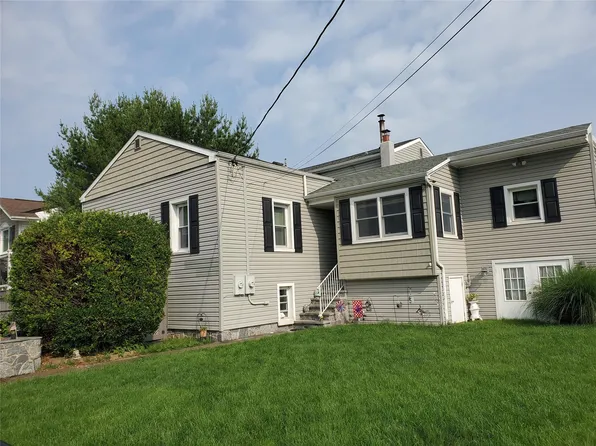1134 4th Street, West Babylon, NY 11704
