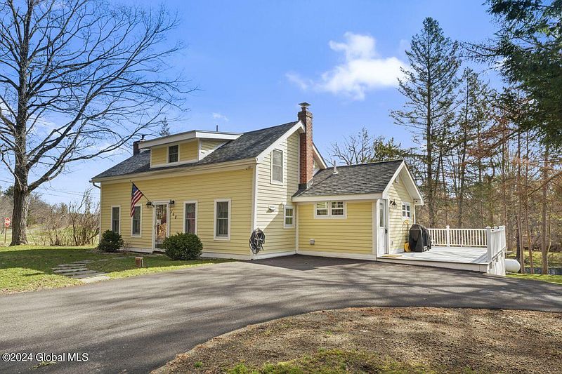 2nd image of 168 Waterbury Road