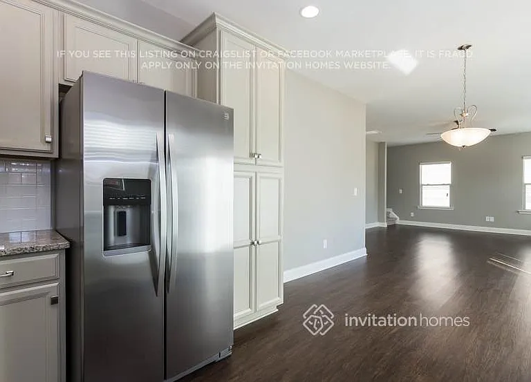 5318 Roberta Crossing Dr — Photo 9