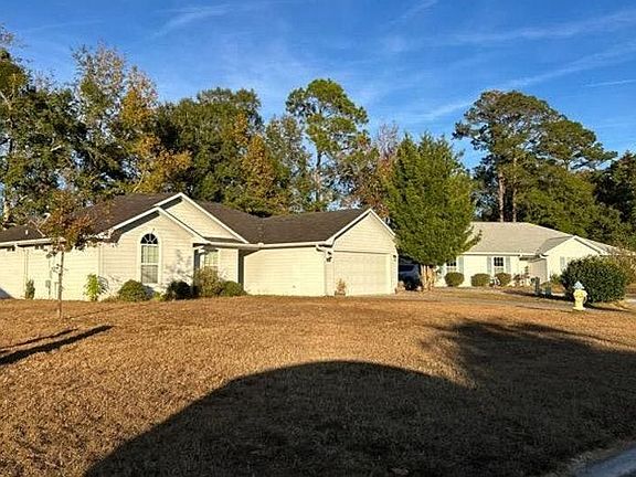 3rd image of 111 Sago Palm Dr