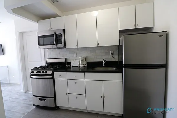 Rented by Property Link Mgmt, LLC | media 11