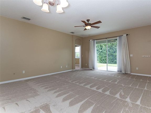 4th image of 1187 Newberg Ct