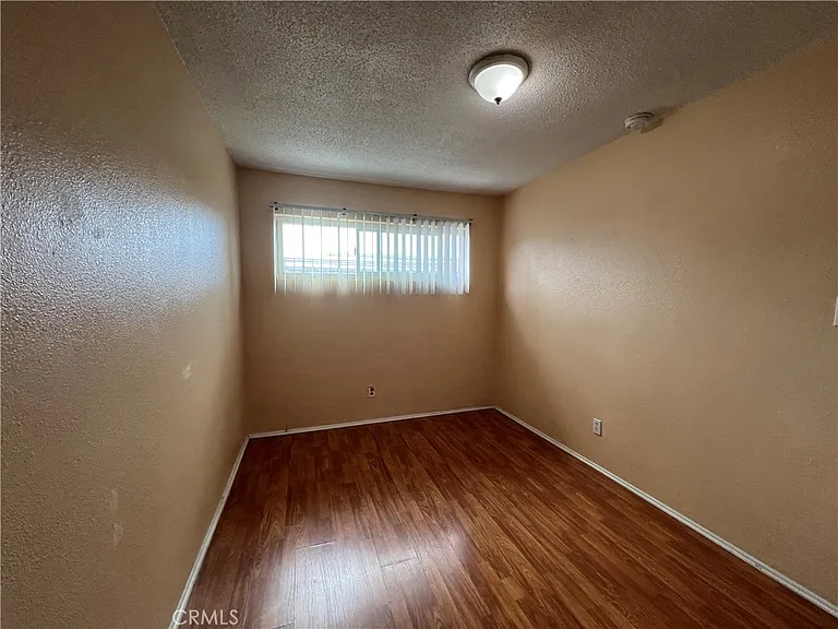 4387 W 134th St #F — Photo 11