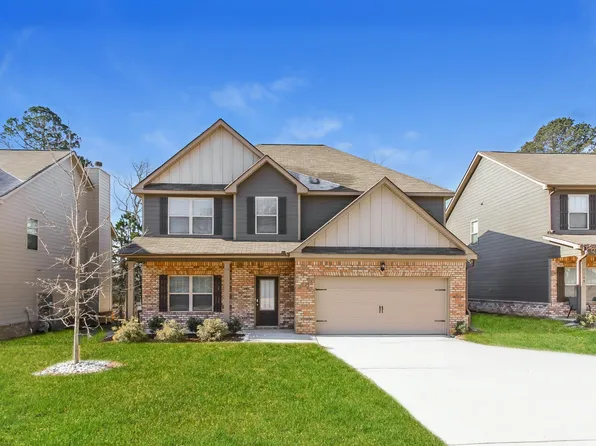 1152 Hartwell Rd, Locust Grove, GA 30248