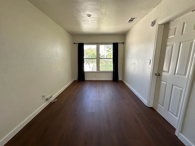 12776 Ross Ave — Photo 17