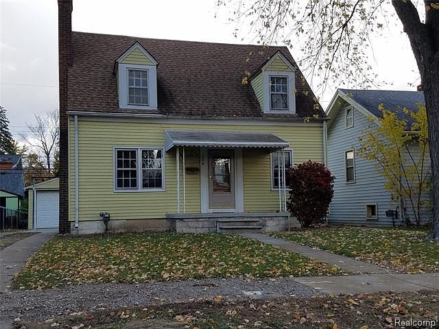 1st image of 226 W Houstonia Ave
