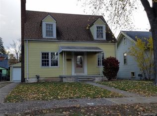 226 W Houstonia Ave, Royal Oak, MI 48073