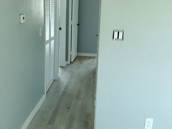 4th image of 12498 3rd St