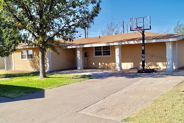 1st image of 2403 Eastover Dr