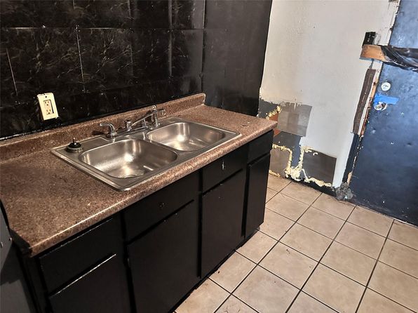 houston-texas-80565596 picture