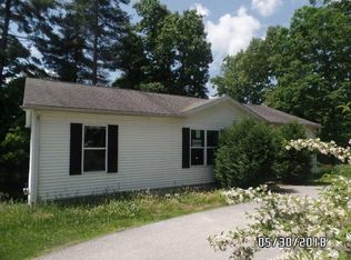 2 Campbell St, Webster, MA 01570