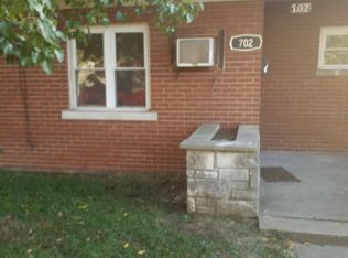 702 1st St, East Alton, IL