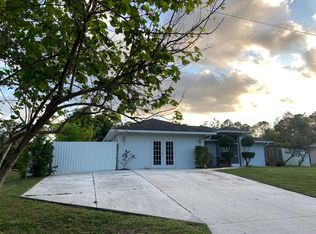 914 Avery St E, Lehigh Acres, FL 33974