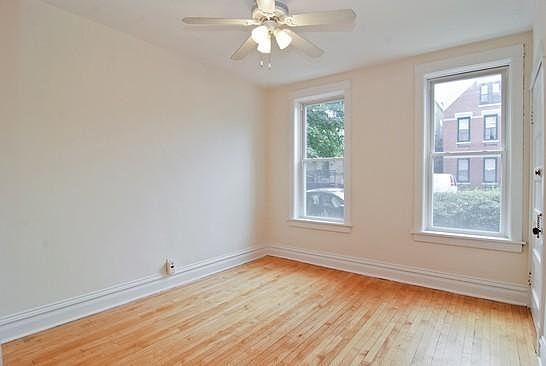 5th image of 2045 N Winchester Ave Unit 1W