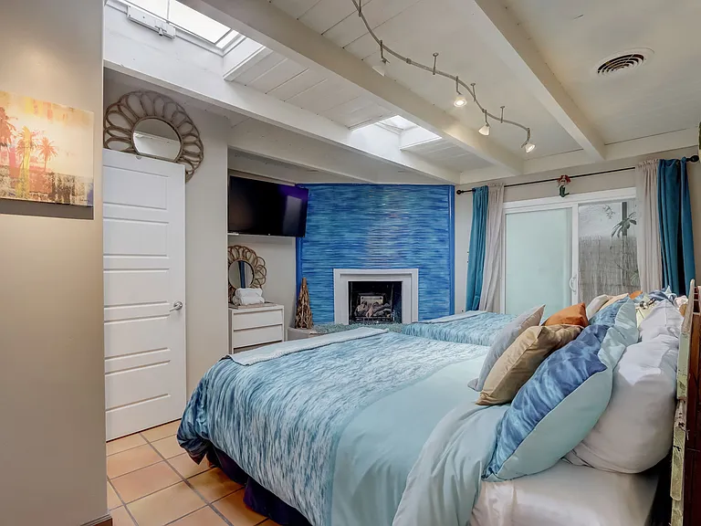 4020 Sequoia St #4020 — Photo 89