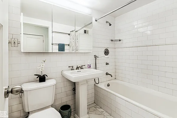 Sold by Brown Harris Stevens | media 5