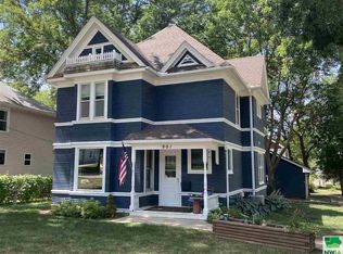 901 Central Ave SW, Le Mars, IA 51031