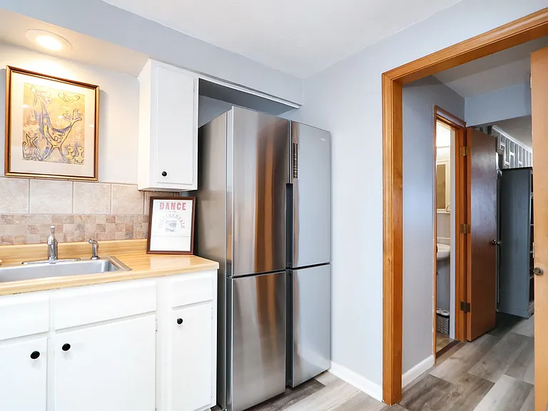 411 Timberwick Pl — Photo 17