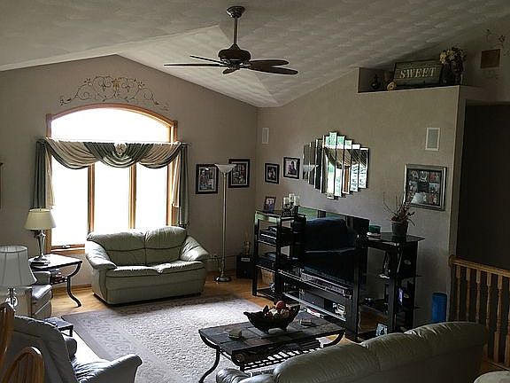 5th image of 4628 N Laura Dr