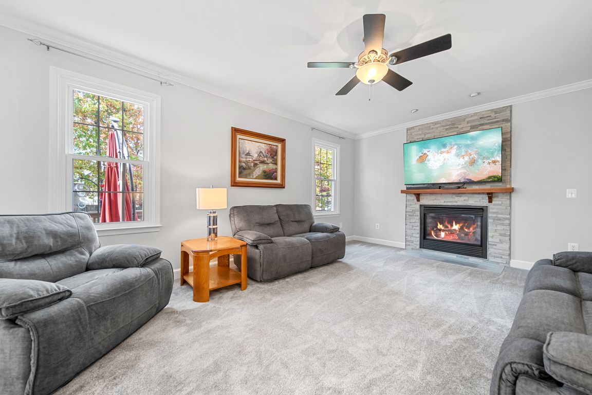 next background image