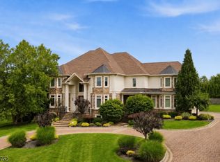 14 Michele Ln, Livingston, NJ 07039