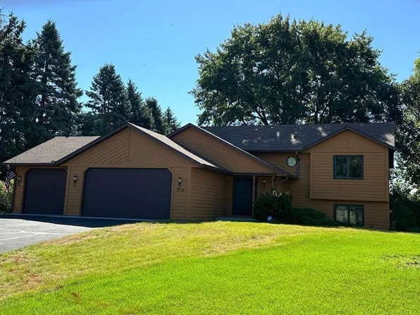 218 Egret Ln, Lino Lakes, MN 55014