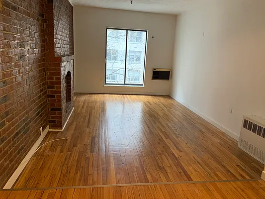 Rented by Prince Real Estate Associates LLC | media 5