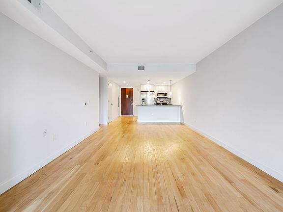 5th image of 1710 Park Ave #1008