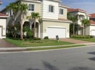 1052 Grove Park Cir, Boynton Beach, FL 33436