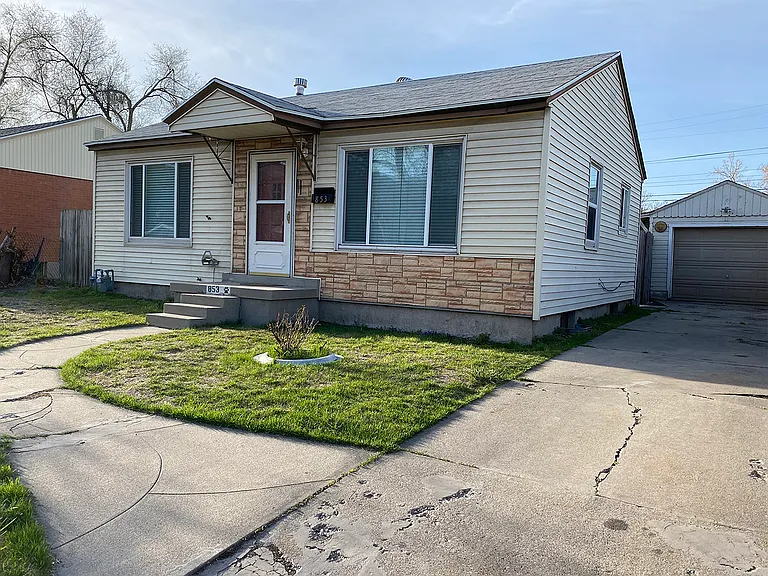 853 W Ouray Ave — Photo 1