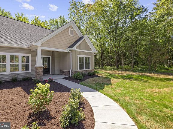 4th image of 7329 Riley Rd