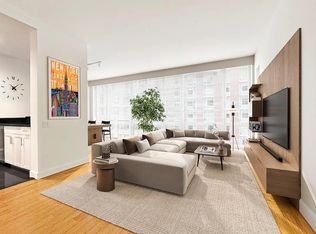 320 W 38th St APT 2324, New York, NY 10018