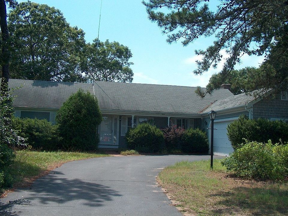 2nd image of 115 Blue Rock Rd