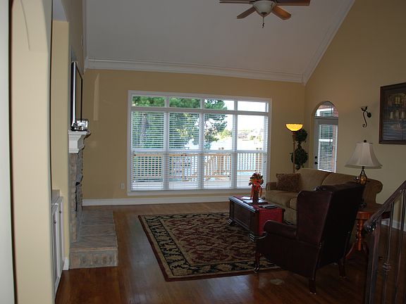 Great Room w/ Lake Views