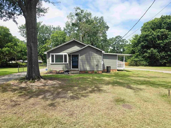 205 Caddo St, Marshall, TX 75672