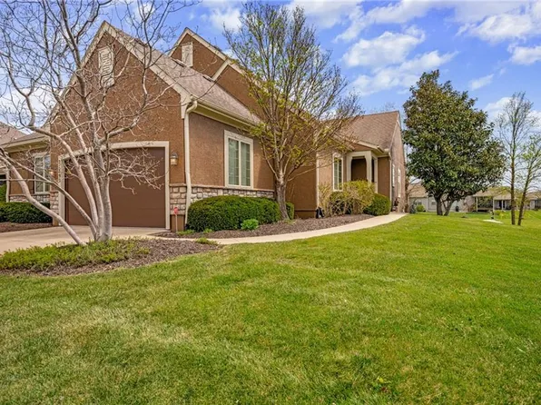 21399 W 116th St, Olathe, KS 66061