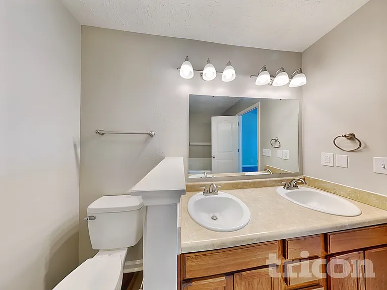 1702 Jaques Dr — Photo 10