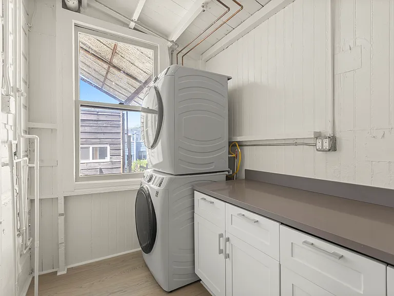2425 Mission St #B — Photo 29