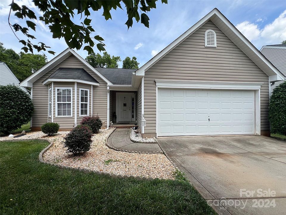 1st image of 2300 Wexford Way