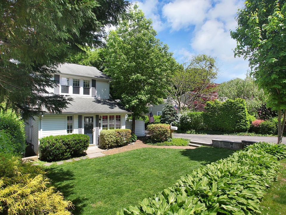 779 Forest Ave Larchmont NY-print-031-035-002-4200x2812-300dpi.jpg