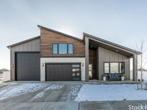 Victoria Plan, Atlas Building Group at Trossicks & Hollice Woods