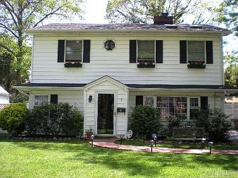 2nd image of 78 Chestnut St