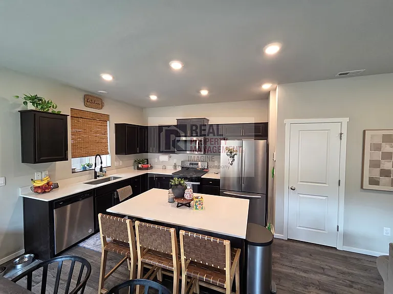6032 Addison Rd SW — Photo 12