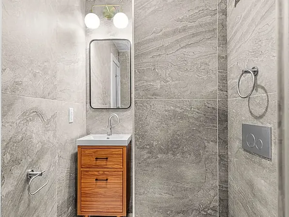 236 West 15th Street image 8 of 9