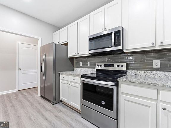 5th image of 8662 Thomas Rd