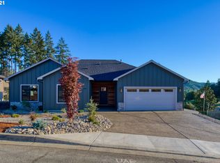 1684 Scardi Blvd, Sutherlin, OR 97479