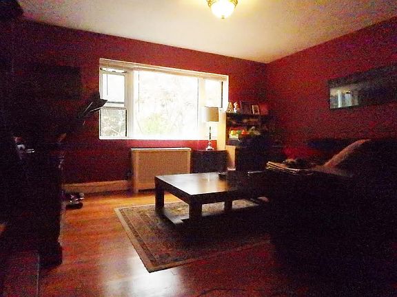 2nd image of 2038 27th St #1