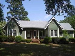 209 Dahoon Ln, Hartsville, SC 29550